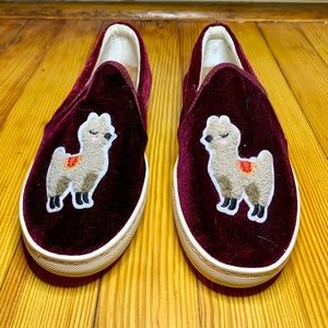 Soludos Velvet Llama Flats NWOT